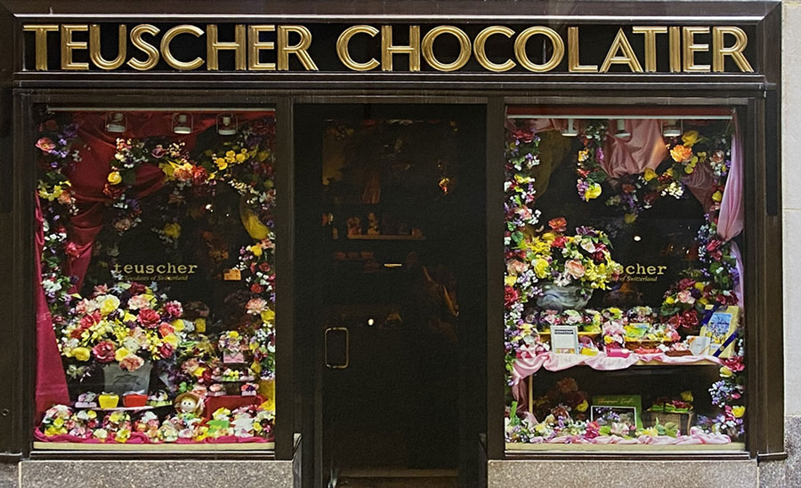 NY - Chocolate store on 5th Ave. (2011)